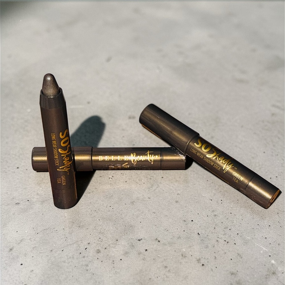 Belle by Kim Gravel SoSteady Long Wear Eyeshadow Stick — Green Tea Shimmer